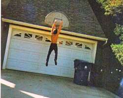 The actor loves to play basketball in his free time.